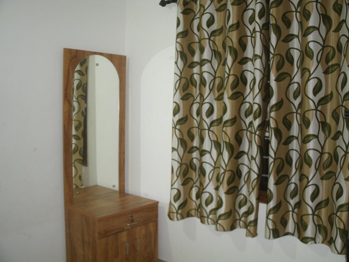 Jacaranda Holiday Home Kochi ภายนอก รูปภาพ