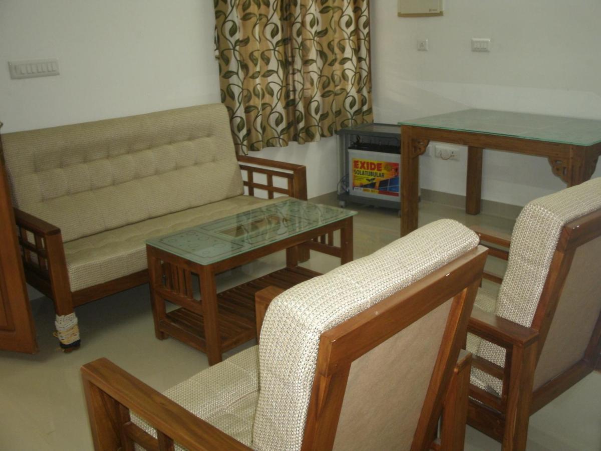 Jacaranda Holiday Home Kochi ภายนอก รูปภาพ