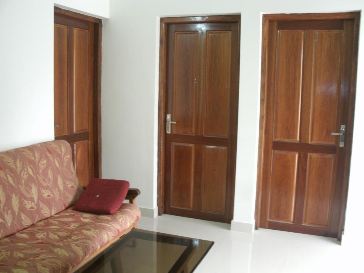 Jacaranda Holiday Home Kochi ภายนอก รูปภาพ