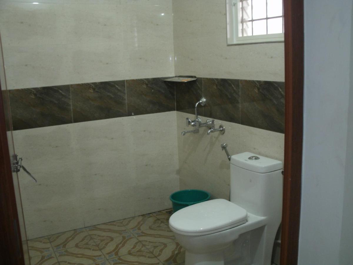 Jacaranda Holiday Home Kochi ภายนอก รูปภาพ